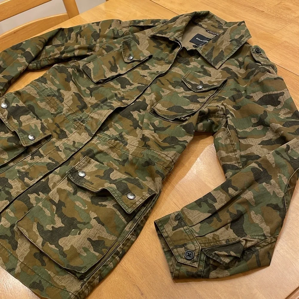 Banana Republic Men’s Army Camo 4 Pocket Jacket Medium Button Down Military Coat